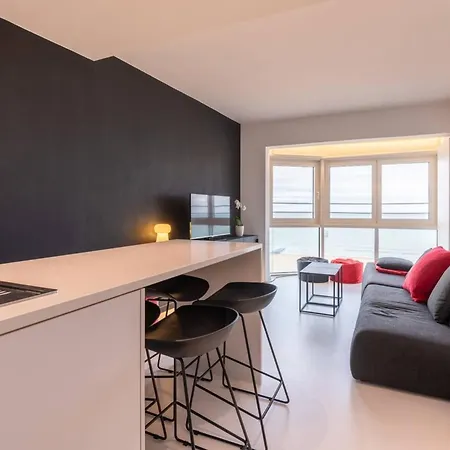 Eliza - Luxurious With Stunning Sea Views Apartment *