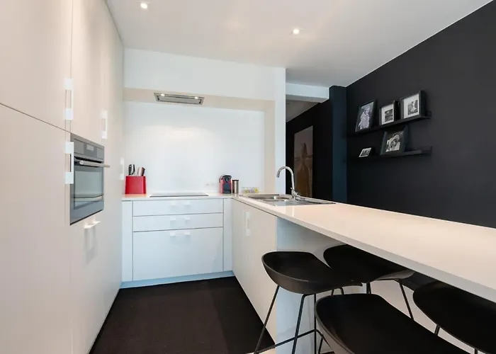 Eliza - Luxurious With Stunning Sea Views