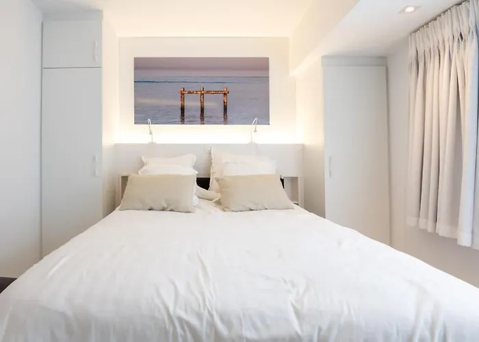 Eliza - Luxurious With Stunning Sea Views *