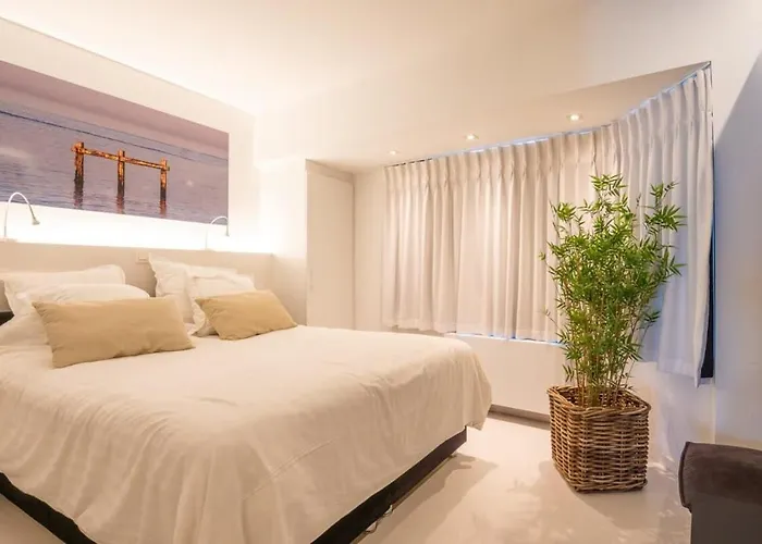 Eliza - Luxurious With Stunning Sea Views 公寓 *