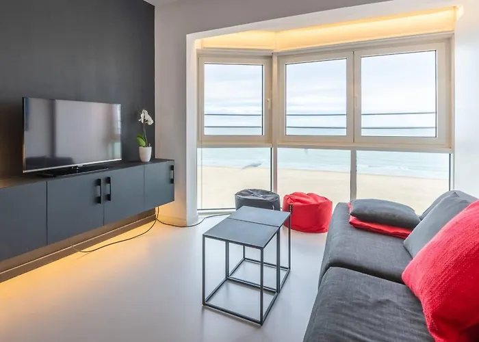 Eliza - Luxurious With Stunning Sea Views